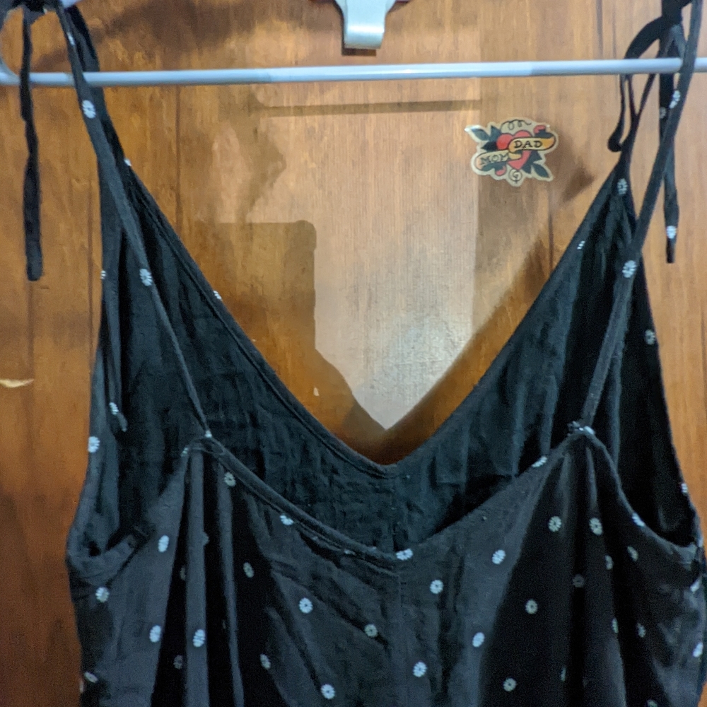 Spaghetti strap black and white jumpsuit with pockets